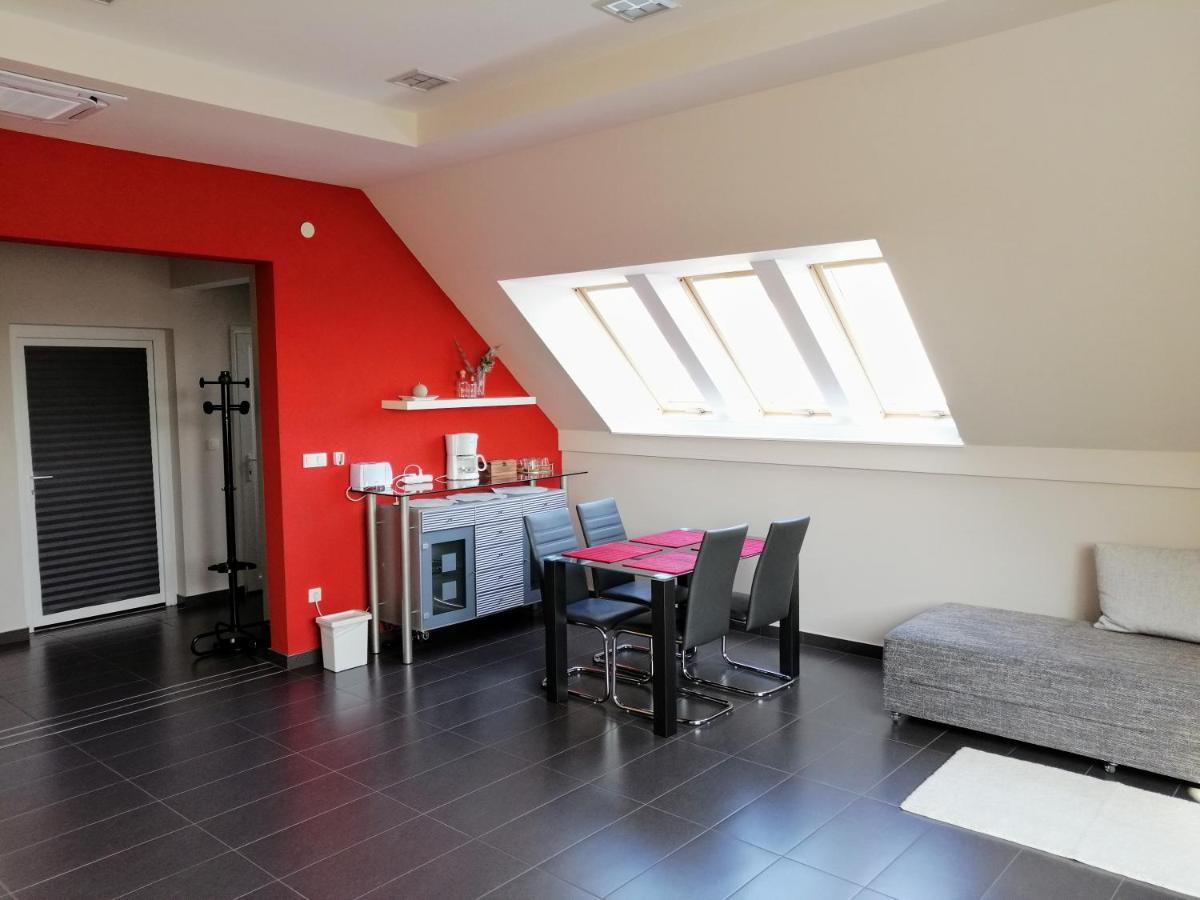 Szepsegpatika Apartman Sárospatak Exterior foto